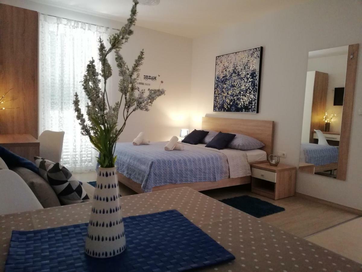 Kalelarga Apartments 4 You Zadar Extérieur photo